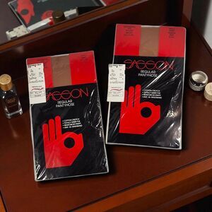 Sasson SRPH-6 Nude Pantyhose 2 Pack Medium/Tall Vintage 80s 90s NWT